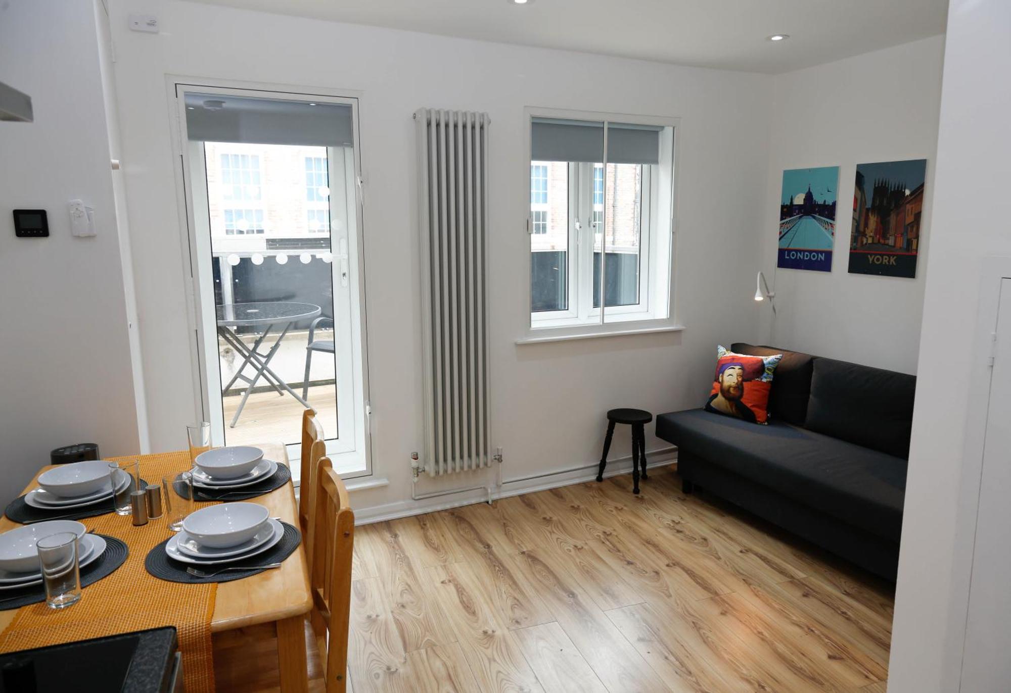 New Luxury Apartments In Central London Next To Shops, Cafes, Bars & Metro Eksteriør billede