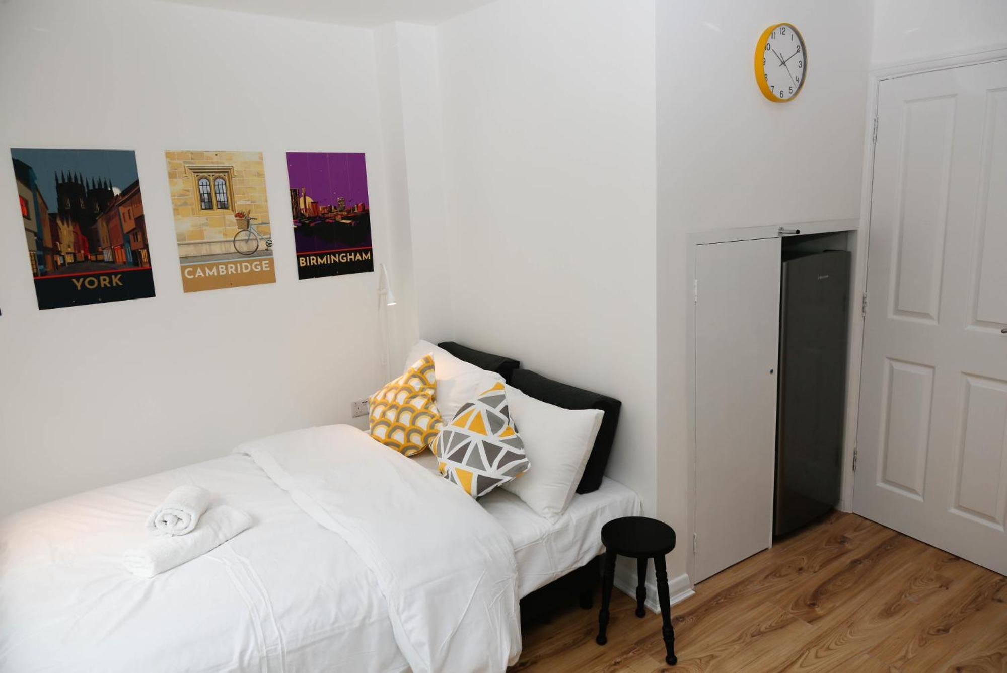 New Luxury Apartments In Central London Next To Shops, Cafes, Bars & Metro Eksteriør billede