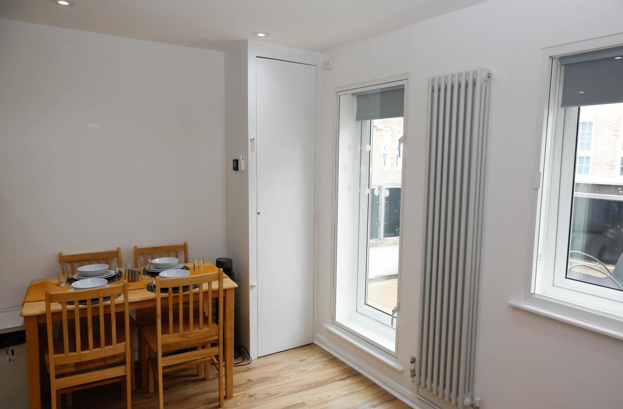 New Luxury Apartments In Central London Next To Shops, Cafes, Bars & Metro Eksteriør billede