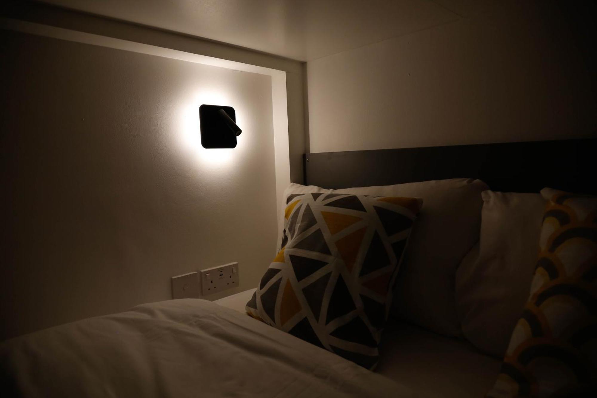New Luxury Apartments In Central London Next To Shops, Cafes, Bars & Metro Eksteriør billede
