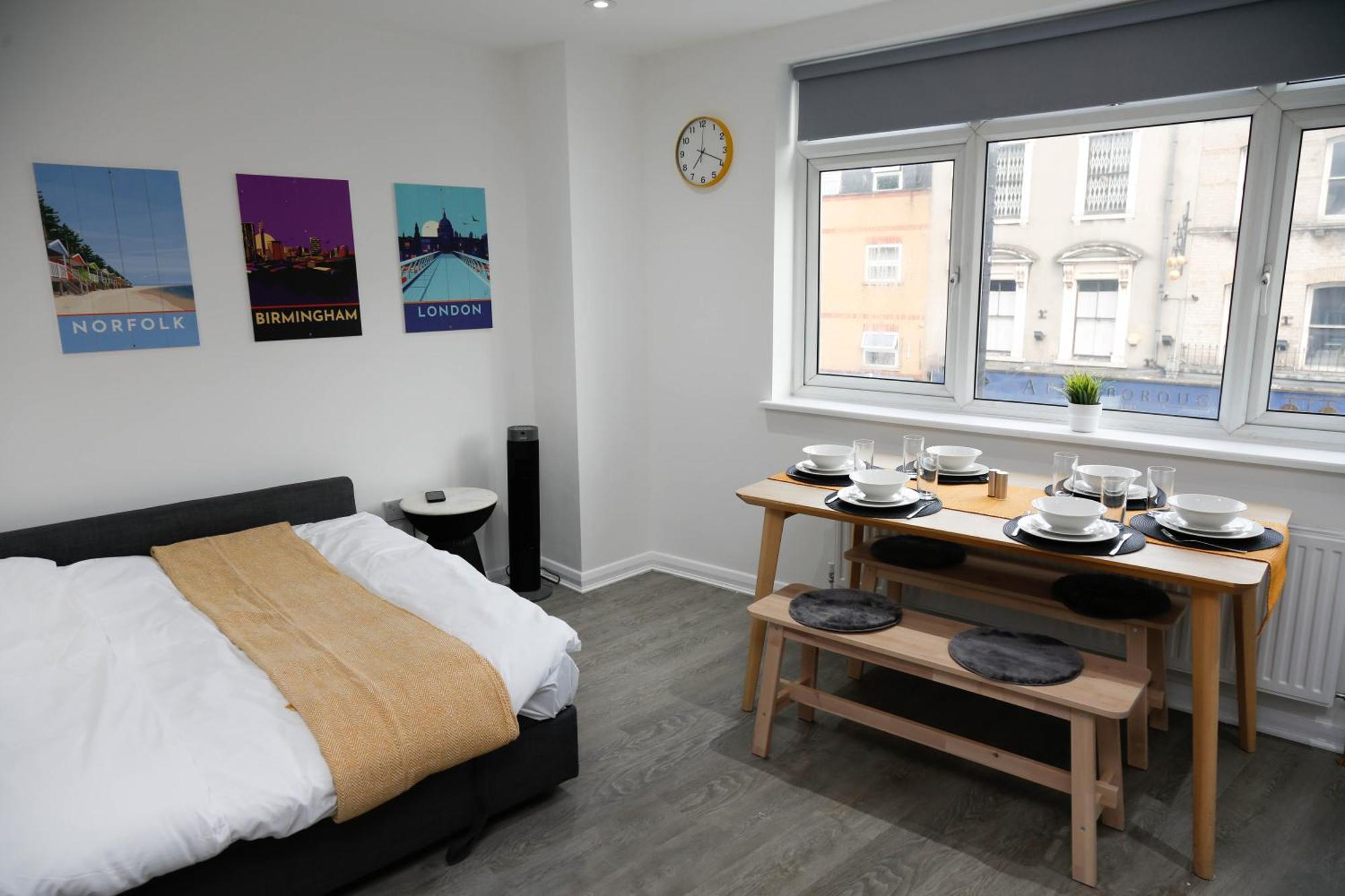 New Luxury Apartments In Central London Next To Shops, Cafes, Bars & Metro Eksteriør billede