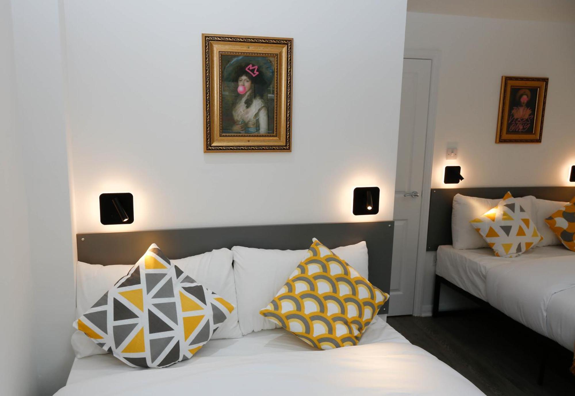 New Luxury Apartments In Central London Next To Shops, Cafes, Bars & Metro Eksteriør billede